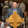 Rev Fergus Cook welcomes the Congregation and viewers online