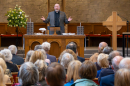 Rev Fergus Cook welcomes the Congregation